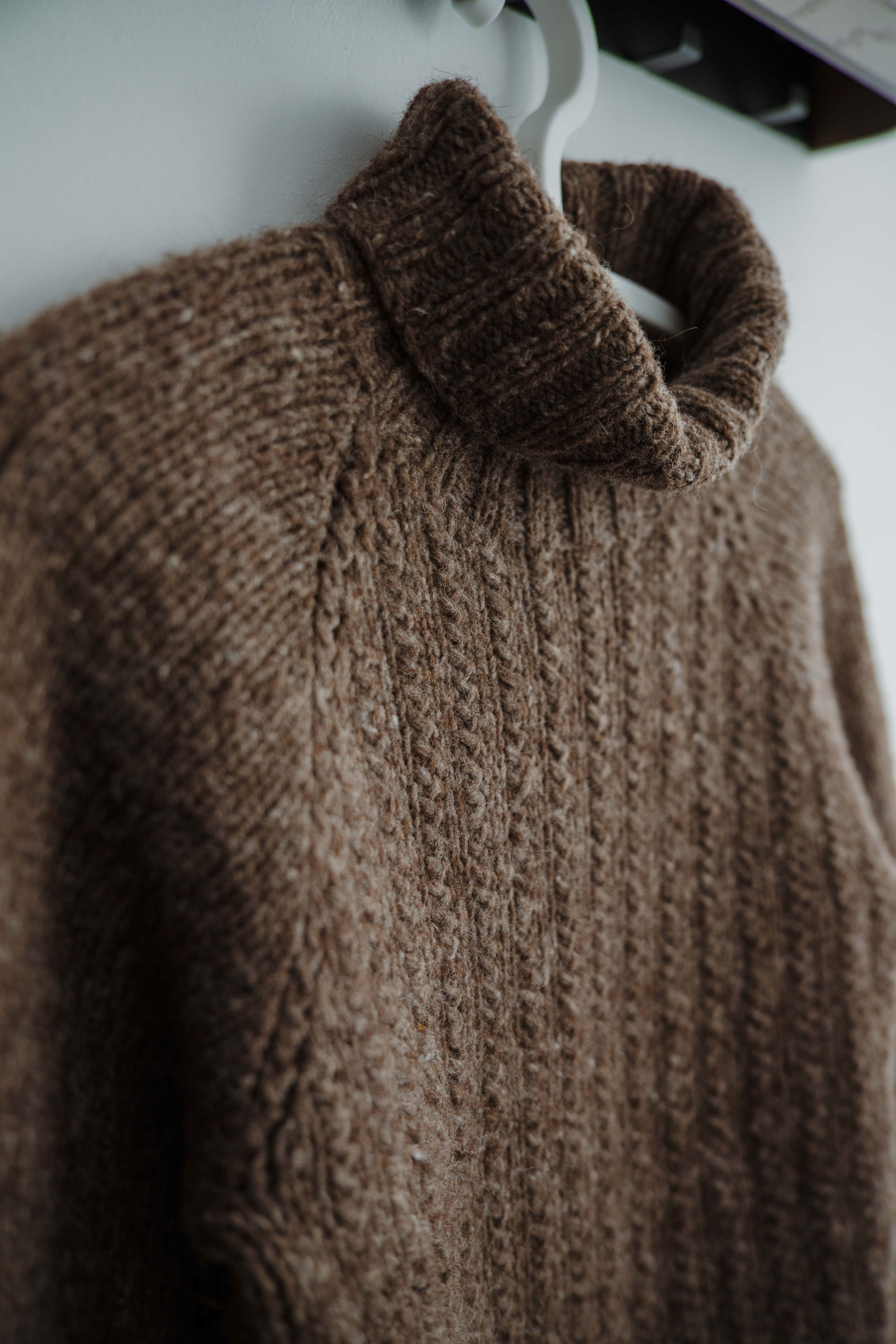 Fisherman's Raglan – Aran Textured Sweater Pattern | Ulven Knit