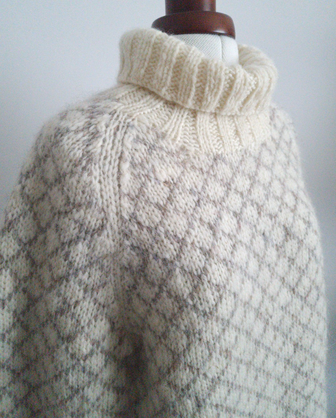 Heritage Sweater – Size S/M – Marketing Sample